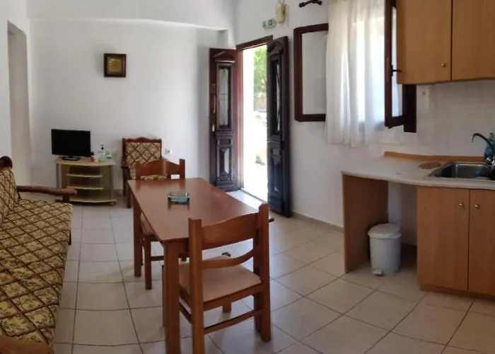 Nikos And Eva Apartment