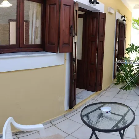 Nikos And Eva * Szími