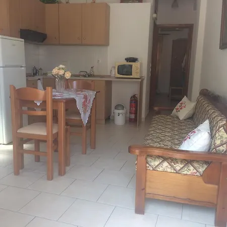 Nikos And Eva Apartman Szími