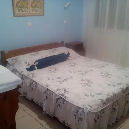 Apartment Nikos And Eva Symi